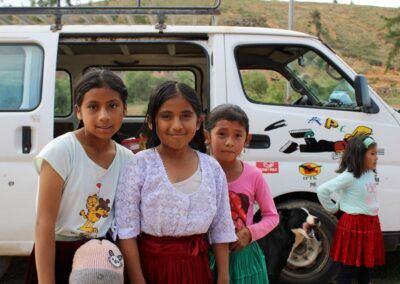 Oportunidades Educativas para niñas y niños en situación de vulnerabilidad con enfoque de Género y Derechos en zonas periurbanas del municipio de Sucre